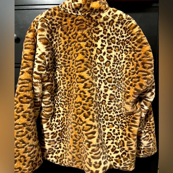 Anthropologie Faux Fur Leopard Print Coat - Picture 6 of 6
